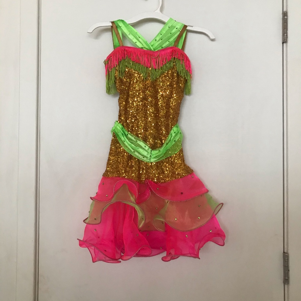 beautiful ballroom costume!